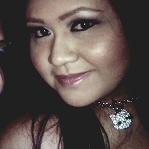 Meet your Posher, Larybeth